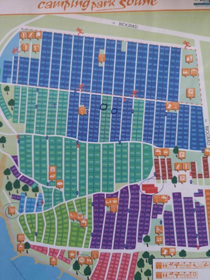 J & R Mobile Homes Биоград на Мору Екстериор снимка